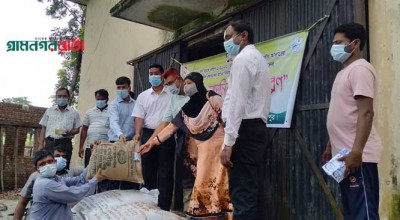 মাদারীপুরের রাজৈরে কৃষকদের মাঝে ধানের বীজ ও সার বিতরণ মাদারীপুরের রাজৈরে কৃষকদের মাঝে ধানের বীজ ও সার বিতরণ