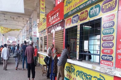 গাবতলী কাউন্টারে টিকিট বিক্রি শুরু, রাতেই ছাড়বে দূরপাল্লার বাস