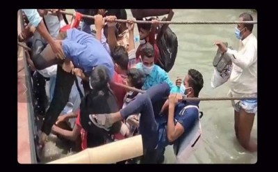 বিধ্বংসী করোনা ঝড় বিধ্বংসী করোনা ঝড়