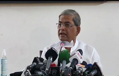করোনার সংক্রমণ-মৃত্যুর অসত্য তথ্য দিচ্ছে সরকার: মির্জা ফখরুল করোনার সংক্রমণ-মৃত্যুর অসত্য তথ্য দিচ্ছে সরকার: মির্জা ফখরুল