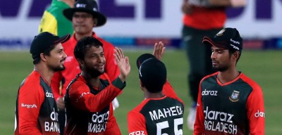 হ্যাটট্রিক জয়ে বাংলাদেশের ঐতিহাসিক সিরিজ জয় হ্যাটট্রিক জয়ে বাংলাদেশের ঐতিহাসিক সিরিজ জয়