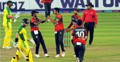 অস্ট্রেলিয়াকে সর্বনিম্ন রানের রেকর্ড 'উপহার' দিল বাংলাদেশ অস্ট্রেলিয়াকে সর্বনিম্ন রানের রেকর্ড 'উপহার' দিল বাংলাদেশ