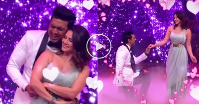 ‘বেবি ডল’ সানি লিওনির সঙ্গে জমজমাট রোম্যান্স দেবের ‘বেবি ডল’ সানি লিওনির সঙ্গে জমজমাট রোম্যান্স দেবের