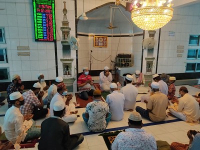 রওশন এরশাদের অসুস্থতা রোগমুক্তি চেয়ে লৌহজংয়ে জাতীয় পার্টির দোয়া মাহফিল