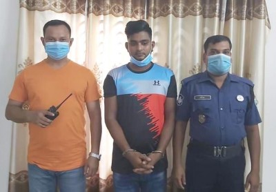 আদমদীঘিতে ১৫ লিটার চোলাই মদসহ গ্রেপ্তার এক