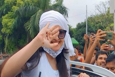 কার উদ্দেশে পরীমনির এ বার্তা?