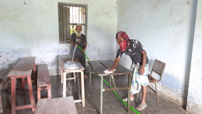 শিক্ষাপ্রতিষ্ঠান গুলো খুলতে কাউনিয়ায় চলছে পরিস্কার পরিচ্ছন্নতা কাজ