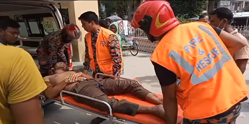 মেহেরপুরে সড়ক দূর্ঘটনায় ৫ জন আহত মেহেরপুরে সড়ক দূর্ঘটনায় ৫ জন আহত