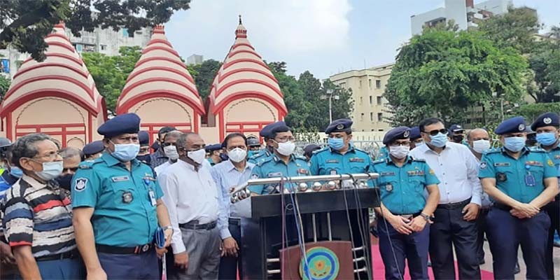 দুর্গাপূজায় সন্ত্রাসী হামলার কোনো ঝুঁকি নেই, তবে জঙ্গিরা অনলাইনে সক্রিয় দুর্গাপূজায় সন্ত্রাসী হামলার কোনো ঝুঁকি নেই, তবে জঙ্গিরা অনলাইনে সক্রিয়
