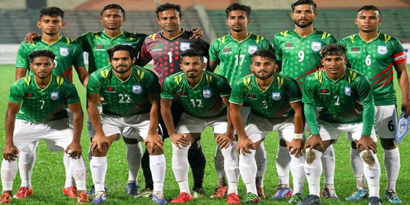 লাল কার্ড আর শেষদিকে পেনাল্টিতে সর্বনাশ জামাল ভূঁইয়াদের লাল কার্ড আর শেষদিকে পেনাল্টিতে সর্বনাশ জামাল ভূঁইয়াদের
