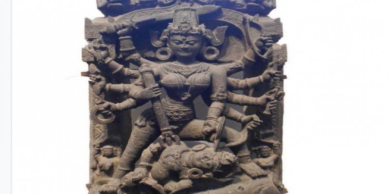 ইতিহাসের পাতায় দুর্গাপূজা ইতিহাসের পাতায় দুর্গাপূজা