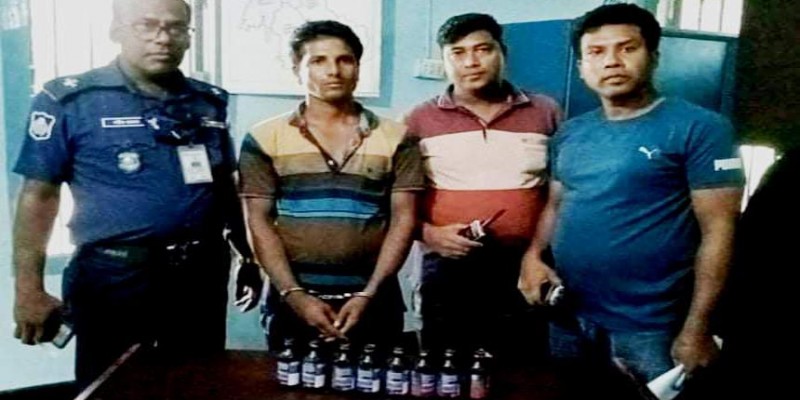 মেহেরপুরে ফেন্সিডিলসহ মাদক ব্যবসায়ীকে গ্রেফতার মেহেরপুরে ফেন্সিডিলসহ মাদক ব্যবসায়ীকে গ্রেফতার