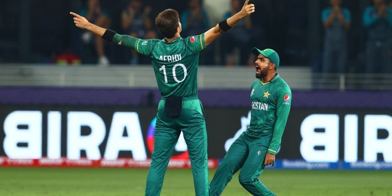 ভারতকে হারিয়ে বিশ্বকাপে ইতিহাসে গড়ল পাকিস্তান ভারতকে হারিয়ে বিশ্বকাপে ইতিহাসে গড়ল পাকিস্তান