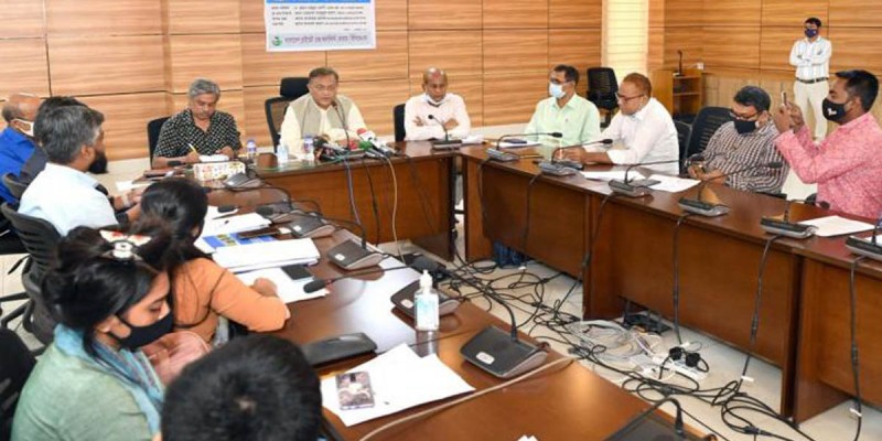 জলবায়ু বিষয়ে বিএনপিসহ রাজনৈতিক দলগুলোর চিন্তার ঘাটতি লক্ষণীয় জলবায়ু বিষয়ে বিএনপিসহ রাজনৈতিক দলগুলোর চিন্তার ঘাটতি লক্ষণীয়
