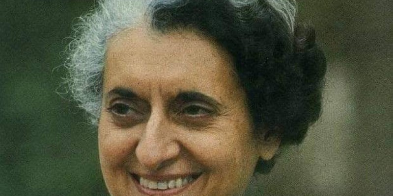 প্রিয়দর্শিনী ইন্দিরা গান্ধী স্মরণে প্রিয়দর্শিনী ইন্দিরা গান্ধী স্মরণে