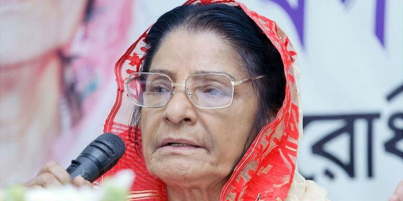 এয়ার অ্যাম্বুলেন্সে ব্যাংকক গেলেন রওশন এরশাদ এয়ার অ্যাম্বুলেন্সে ব্যাংকক গেলেন রওশন এরশাদ