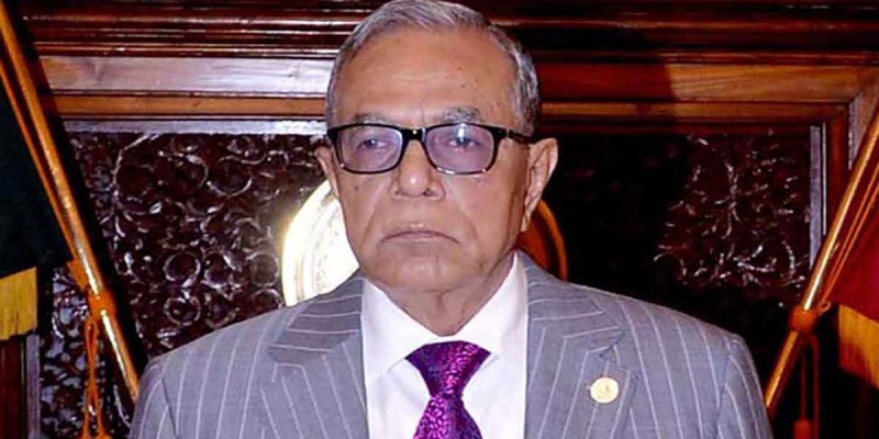 গণতন্ত্র প্রতিষ্ঠায় নূর হোসেনসহ আরও অনেকে বুকের তাজা রক্ত দিয়ে গেছেন গণতন্ত্র প্রতিষ্ঠায় নূর হোসেনসহ আরও অনেকে বুকের তাজা রক্ত দিয়ে গেছেন
