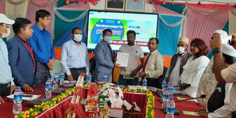 বাগেরহাটে নিরাপদ অভিবাসন ও দক্ষতা উন্নয়ন শীর্ষক সেমিনার বাগেরহাটে নিরাপদ অভিবাসন ও দক্ষতা উন্নয়ন শীর্ষক সেমিনার
