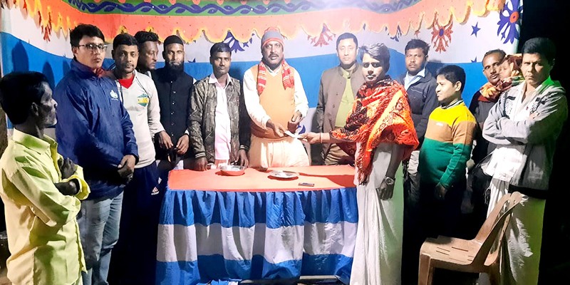 নন্দীগ্রামে ভাইস চেয়ারম্যানের হরিবাসর পরিদর্শন নন্দীগ্রামে ভাইস চেয়ারম্যানের হরিবাসর পরিদর্শন
