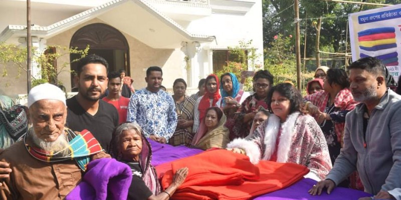 কোনো কিছুর আশা বা প্রয়োজনে নয়, শুধু মানুষের পাশে থাকতে চাই; সালমা ইসলাম কোনো কিছুর আশা বা প্রয়োজনে নয়, শুধু মানুষের পাশে থাকতে চাই; সালমা ইসলাম