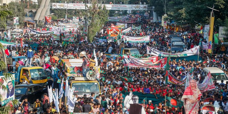 স্বাধীনতার সুবর্ণজয়ন্তী ও মুজিব বর্ষ উপলক্ষে আ'লীগের বিজয় শোভাযাত্রা স্বাধীনতার সুবর্ণজয়ন্তী ও মুজিব বর্ষ উপলক্ষে আ'লীগের বিজয় শোভাযাত্রা