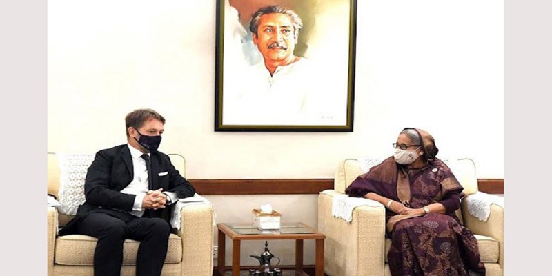 প্রধানমন্ত্রীর সঙ্গে ফ্রান্সের রাষ্ট্রদূতের বিদায়ী সাক্ষাৎ প্রধানমন্ত্রীর সঙ্গে ফ্রান্সের রাষ্ট্রদূতের বিদায়ী সাক্ষাৎ
