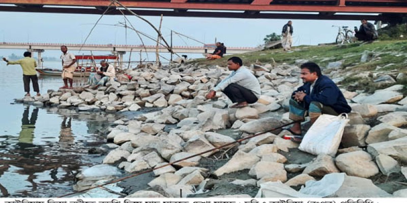 সৌখিন মৎস্য শিকারীদের বড়শি দিয়ে মাছ ধরা উৎসব সৌখিন মৎস্য শিকারীদের বড়শি দিয়ে মাছ ধরা উৎসব