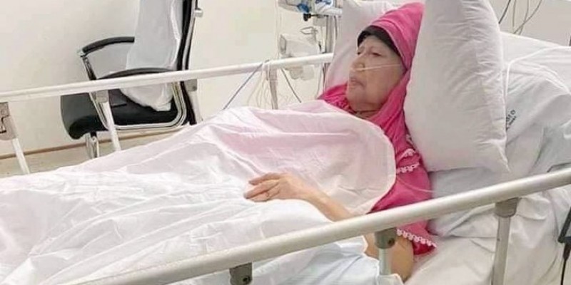 খালেদা জিয়ার শারীরিক অবস্থা কখনও ভালো, আবার কখনও খারাপ: চিকিৎসক খালেদা জিয়ার শারীরিক অবস্থা কখনও ভালো, আবার কখনও খারাপ: চিকিৎসক