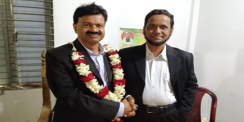সিরাজদিখান লতব্দী ইউনিয়নে চেয়ারম্যান হাফেজ ফজলুকে শুভেচ্ছা সিরাজদিখান লতব্দী ইউনিয়নে চেয়ারম্যান হাফেজ ফজলুকে শুভেচ্ছা