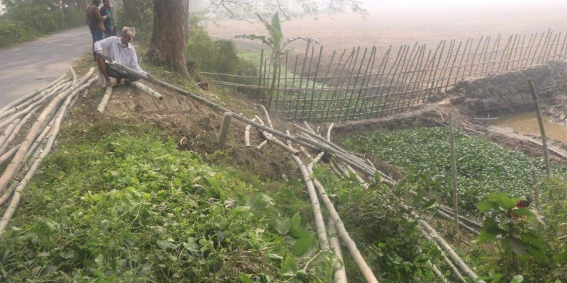 টঙ্গিবাড়ীতে খাল দখল করে পানি নিস্কাশন বন্ধ করে দেয়ার অভিযোগ টঙ্গিবাড়ীতে খাল দখল করে পানি নিস্কাশন বন্ধ করে দেয়ার অভিযোগ