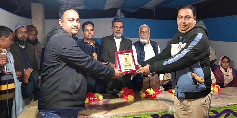 নন্দীগ্রামে নবনির্বাচিত চেয়ারম্যানকে সংবর্ধনা নন্দীগ্রামে নবনির্বাচিত চেয়ারম্যানকে সংবর্ধনা
