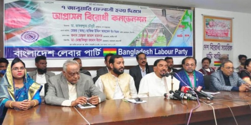 সীমান্তে বাংলাদেশী হত্যায় নতজানু পররাষ্ট্রনীতি দায়ী : মেজর হাফিজ সীমান্তে বাংলাদেশী হত্যায় নতজানু পররাষ্ট্রনীতি দায়ী : মেজর হাফিজ