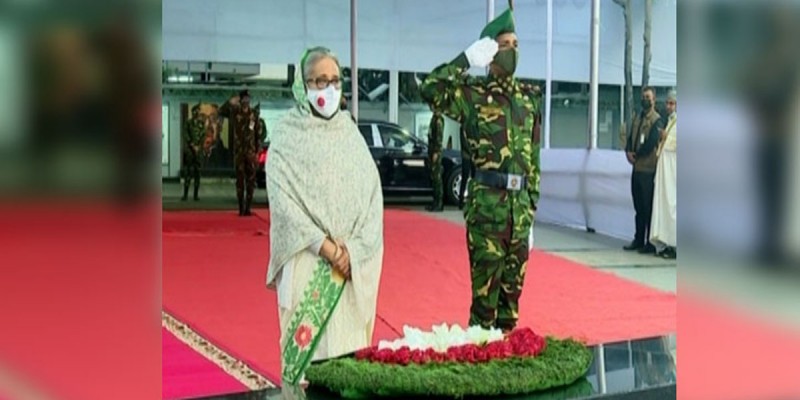 বঙ্গবন্ধুর প্রতিকৃতিতে প্রধানমন্ত্রীর শ্রদ্ধা বঙ্গবন্ধুর প্রতিকৃতিতে প্রধানমন্ত্রীর শ্রদ্ধা