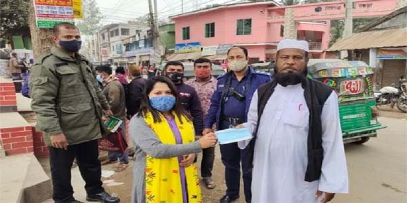 শিবগঞ্জে সচেতনতামূলক অভিযান ও মাস্ক বিতরণ শিবগঞ্জে সচেতনতামূলক অভিযান ও মাস্ক বিতরণ