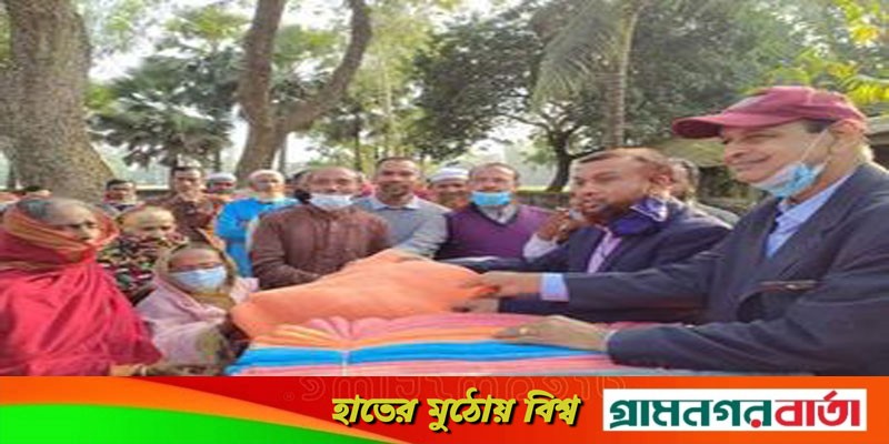 শিবগঞ্জে পিরব ও মাঝিহট্ট ইউনিয়নে শীত বস্ত্র বিতরণ শিবগঞ্জে পিরব ও মাঝিহট্ট ইউনিয়নে শীত বস্ত্র বিতরণ