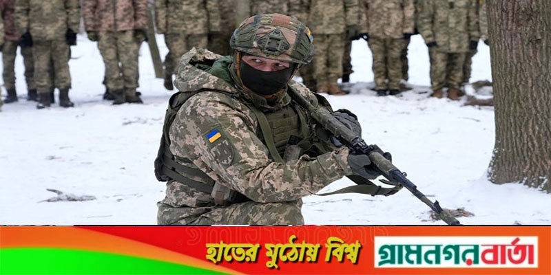 ইউক্রেনে রুশ-পন্থি নেতাকে ক্ষমতায় বসানোর বিষয়টি ‘গুজব’: মস্কো ইউক্রেনে রুশ-পন্থি নেতাকে ক্ষমতায় বসানোর বিষয়টি ‘গুজব’: মস্কো