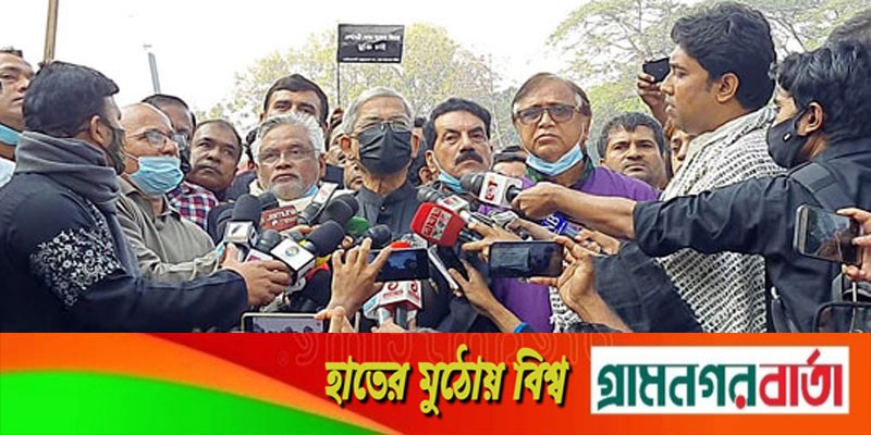 সরকার জনগণের ঘাড়ে চেপে বসে একুশের চেতনাকে ভূলুণ্ঠিত করেছে: ফখরুল সরকার জনগণের ঘাড়ে চেপে বসে একুশের চেতনাকে ভূলুণ্ঠিত করেছে: ফখরুল