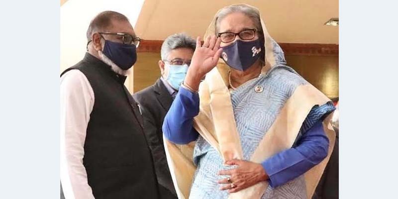 আরব আমিরাতে গেলেন প্রধানমন্ত্রী আরব আমিরাতে গেলেন প্রধানমন্ত্রী