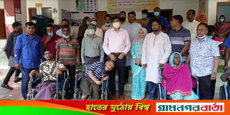 শ্রীনগরে প্রতিবন্ধীদের মাঝে হুইল চেয়ার বিতরণ ও দুইটি বিদ্যালয়ে সুরক্ষা কর্নার স্থাপন শ্রীনগরে প্রতিবন্ধীদের মাঝে হুইল চেয়ার বিতরণ ও দুইটি বিদ্যালয়ে সুরক্ষা কর্নার স্থাপন