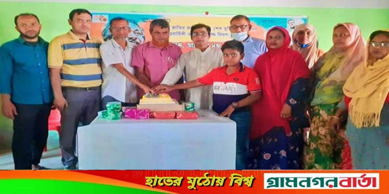 শিবগঞ্জে অভিরামপুর উচ্চ বিদ্যালয়ে জাতীয় শিশু দিবস পালন শিবগঞ্জে অভিরামপুর উচ্চ বিদ্যালয়ে জাতীয় শিশু দিবস পালন