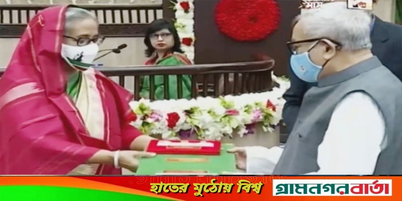 বঙ্গবন্ধুর যে অবদান ছিল স্বাধীনতায় সেই ইতিহাসটাও মুছে ফেলা হয়েছিল: প্রধানমন্ত্রী বঙ্গবন্ধুর যে অবদান ছিল স্বাধীনতায় সেই ইতিহাসটাও মুছে ফেলা হয়েছিল: প্রধানমন্ত্রী