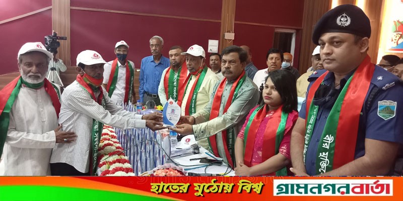 স্বাধীনতার সুবর্ণ জয়ন্তী উপলক্ষে শিবগঞ্জে মুক্তিযোদ্ধাদের সংবর্ধনা প্রদান স্বাধীনতার সুবর্ণ জয়ন্তী উপলক্ষে শিবগঞ্জে মুক্তিযোদ্ধাদের সংবর্ধনা প্রদান