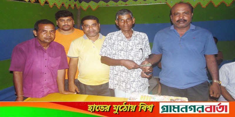 নন্দীগ্রামে হরিবাসর পরিদর্শন করলেন ভাইস চেয়ারম্যান দুলাল চন্দ্র মহন্ত নন্দীগ্রামে হরিবাসর পরিদর্শন করলেন ভাইস চেয়ারম্যান দুলাল চন্দ্র মহন্ত