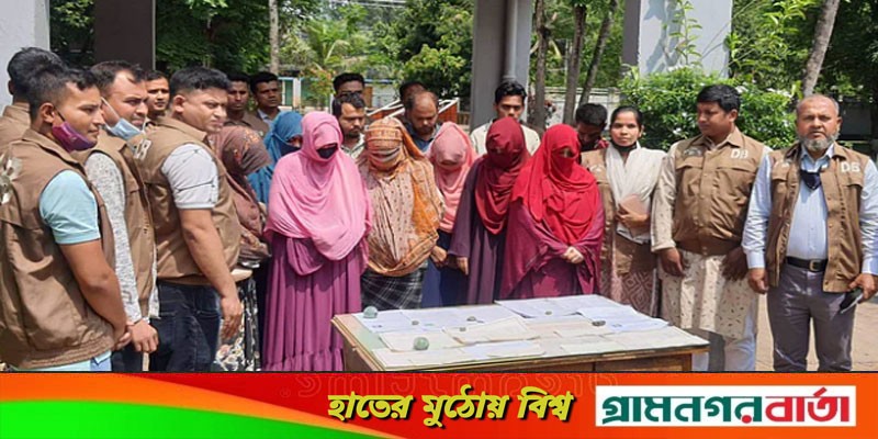 প্রাথমিকের শিক্ষক নিয়োগের ভুয়া প্রশ্নপত্রসহ ১৩ জন আটক প্রাথমিকের শিক্ষক নিয়োগের ভুয়া প্রশ্নপত্রসহ ১৩ জন আটক