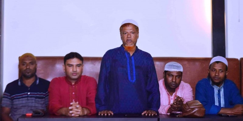 শিবগঞ্জে সাংবাদিকদের সন্মানে ইফতার মাহফিল অনুষ্ঠিত শিবগঞ্জে সাংবাদিকদের সন্মানে ইফতার মাহফিল অনুষ্ঠিত