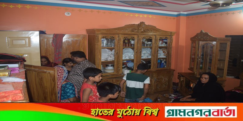 সিরাজদিখানে দফায় দফায় সংঘর্ষে টেঁটাবৃদ্ধ সহ আহত ১০, থানায় অভিযোগ সিরাজদিখানে দফায় দফায় সংঘর্ষে টেঁটাবৃদ্ধ সহ আহত ১০, থানায় অভিযোগ