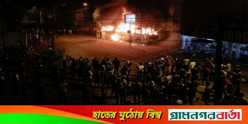 শ্রীলঙ্কায় কারফিউ বাড়ল শ্রীলঙ্কায় কারফিউ বাড়ল