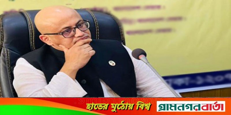 সিলিং ফ্যান পড়ে মাথা ফাটল এমপি মুরাদের সিলিং ফ্যান পড়ে মাথা ফাটল এমপি মুরাদের