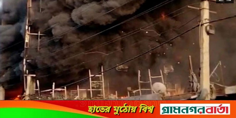 দিল্লিতে ভবনে আগুন, ২৬ জনের প্রাণহানি দিল্লিতে ভবনে আগুন, ২৬ জনের প্রাণহানি
