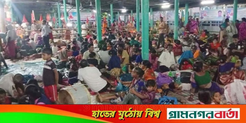 রাজৈর উপজেলার কদমবাড়ীতে আজ থেকে শুরু হয়েছে ৩ দিনব্যাপী ‘কুম্ভমেলা’ রাজৈর উপজেলার কদমবাড়ীতে আজ থেকে শুরু হয়েছে ৩ দিনব্যাপী ‘কুম্ভমেলা’